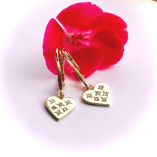 Diamond earrings.Gold 14 carats.